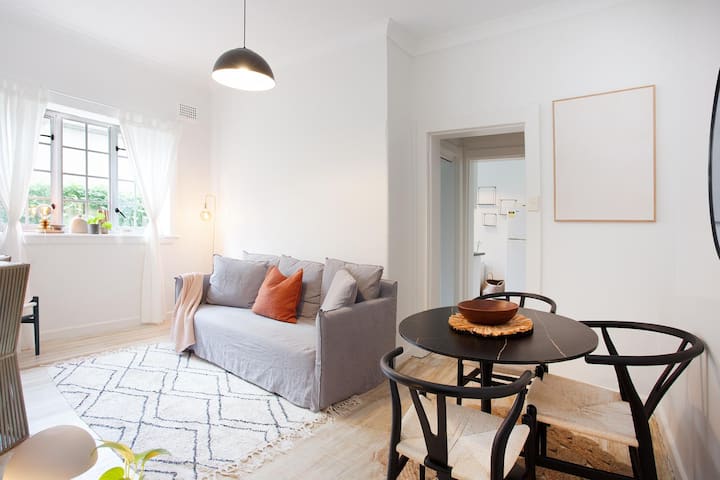 Peaceful 2br Only A 5 Min Walk To The Beach! - ボンダイ・ビーチ