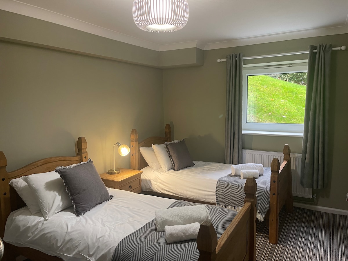 საძინებელი 4