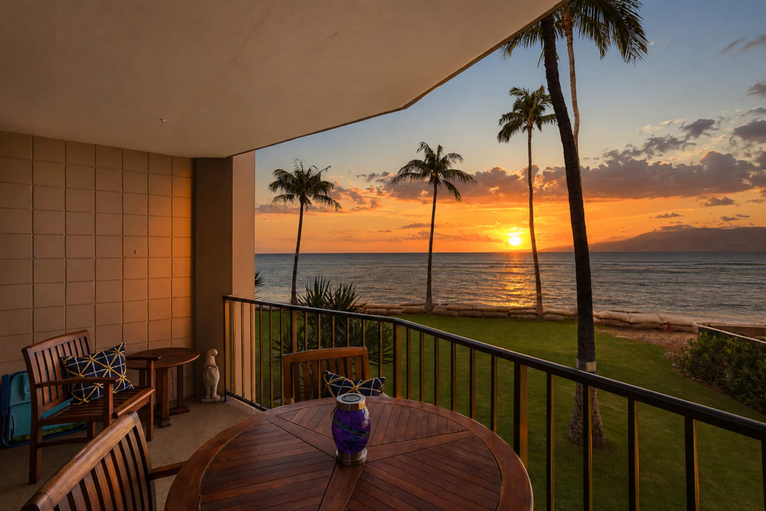 Condo in Lahaina · ★4.74 · 1 bedroom · 2 beds · 1 bath - Image 26