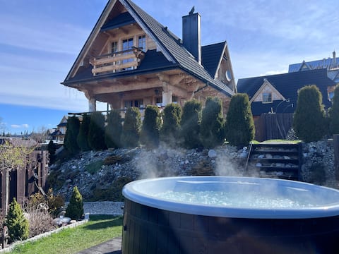 Siumno Chatka
a cottage with a Russian banya