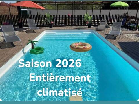 Large family villa, heated pool & petanque