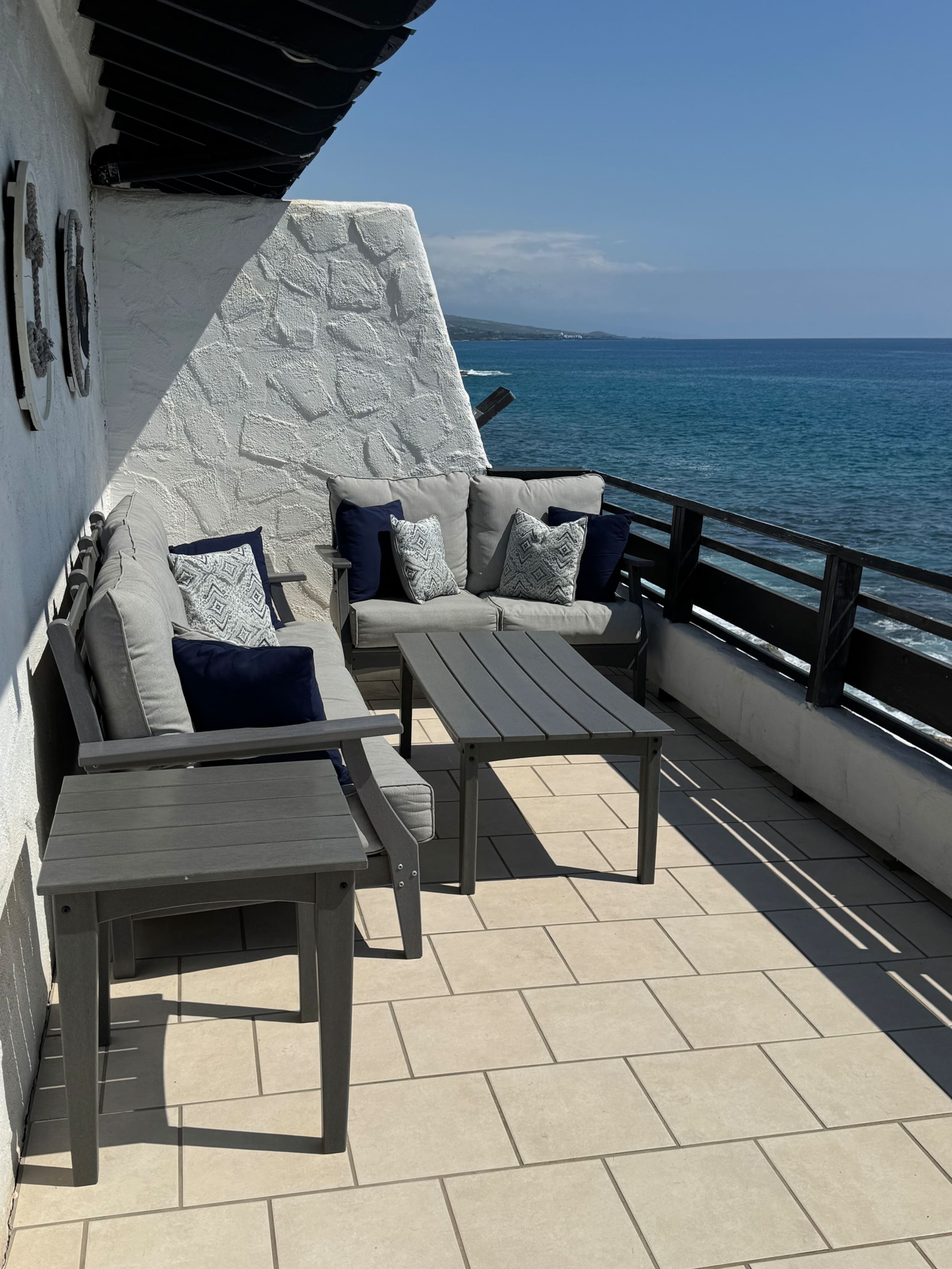 Condo in Kailua-Kona · ★4.95 · 2 bedrooms · 2 beds · 2 baths - Image 6