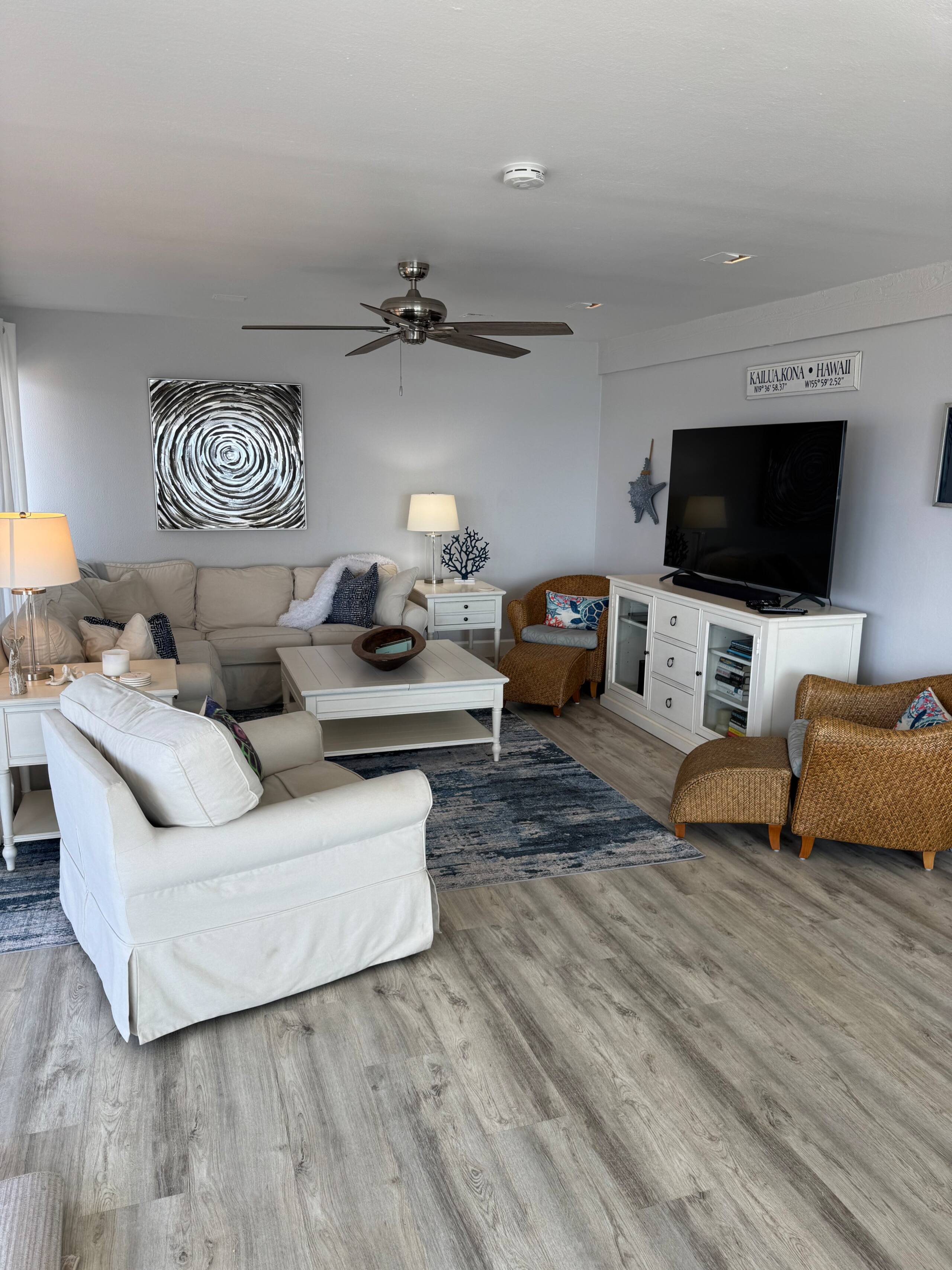 Condo in Kailua-Kona · ★4.95 · 2 bedrooms · 2 beds · 2 baths - Image 1