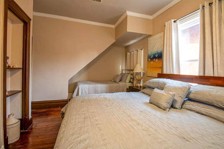 غرفة النوم 1