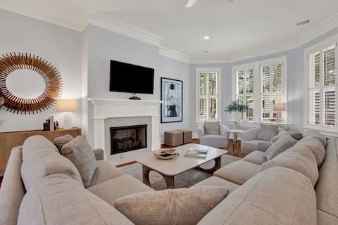 Heated Pool Access | 5*Clean | Flex Cancelation