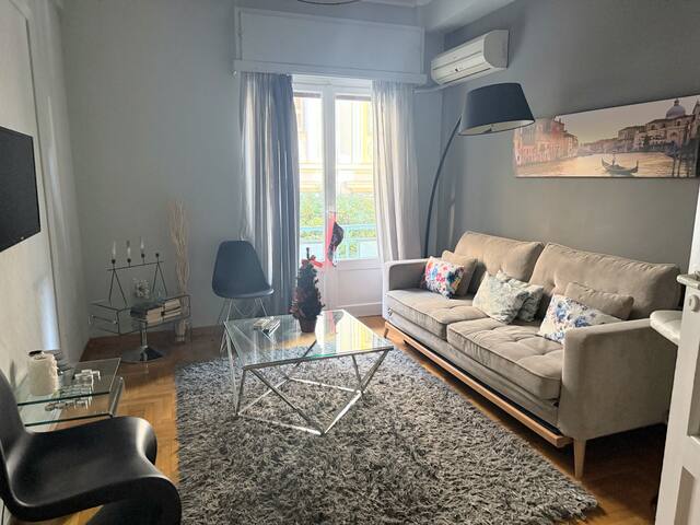 2BDR apt in Acropolis/next to OlympusZeusTemple