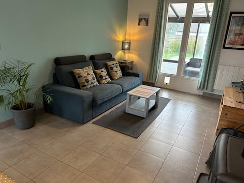 Popular Airbnb listing: Single-story house near the beach in Barneville Carteret