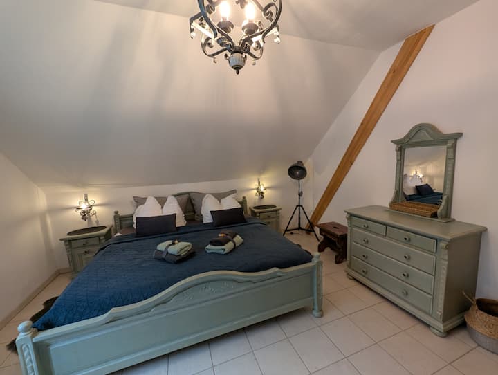 Bett 200 x 200