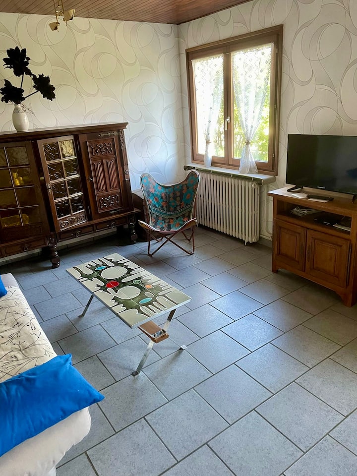 Maison Familiale Pour Découvrir La Vallée Du Doubs - Baume-les-Dames