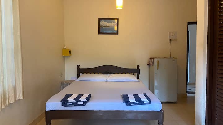 Bedroom 1 image 1