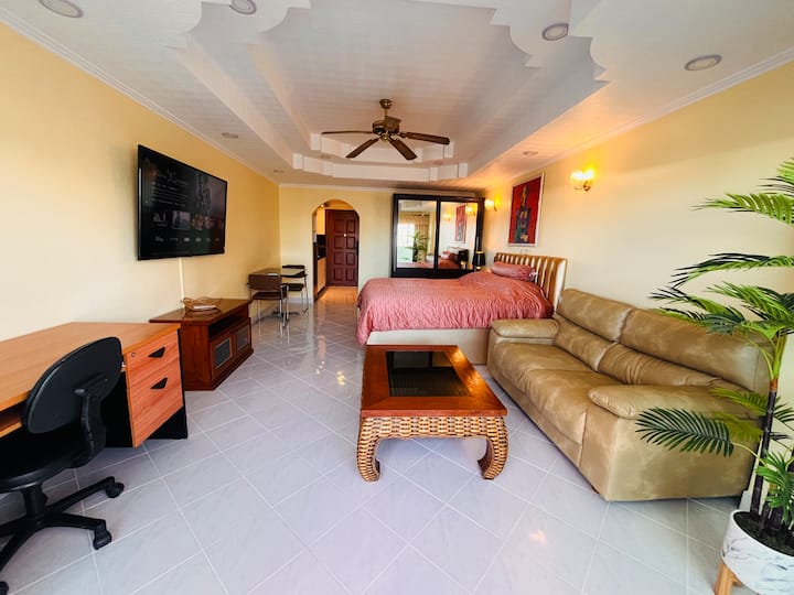 Funstay Studio With Iptv - 750m To Walking Street - Pattaya