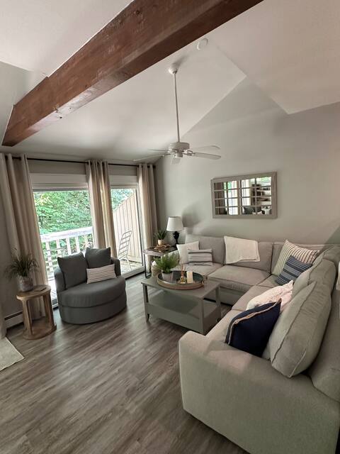 Harbor Springs Condo - Beach, Ski, Relax, & Unwind