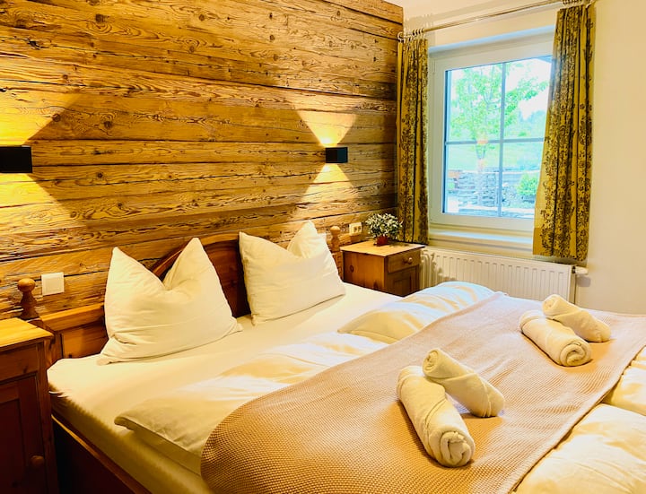 Landhaus Angerhof Bad Hofgastein, apartamenti BBE, krevat dopio, dhomë gjumi