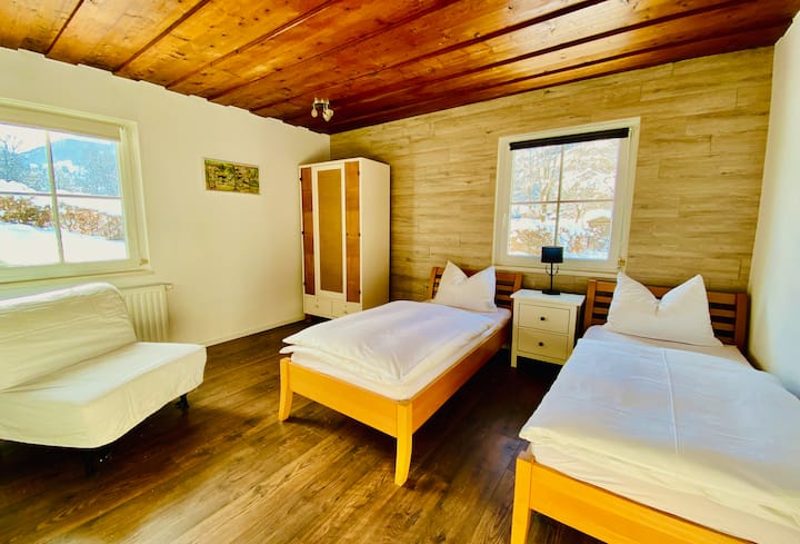 Landhaus Angerhof Bad Hofgastein, apartamenti BBE, krevat tek, dhomë gjumi
