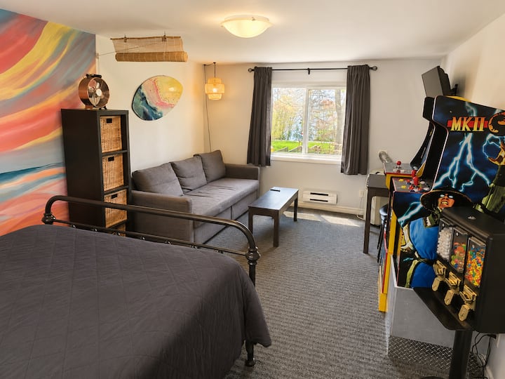 The Guesthouse On The North Shore Trail - Innisfil