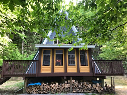 Classic Vermont A-Frame | Fire Pit | Near Stratton