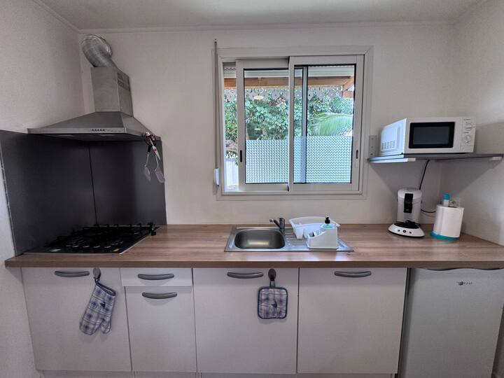Au Tampon  Tikazenville : Bungalow + Terrasse 13m2 - Saint-Pierre