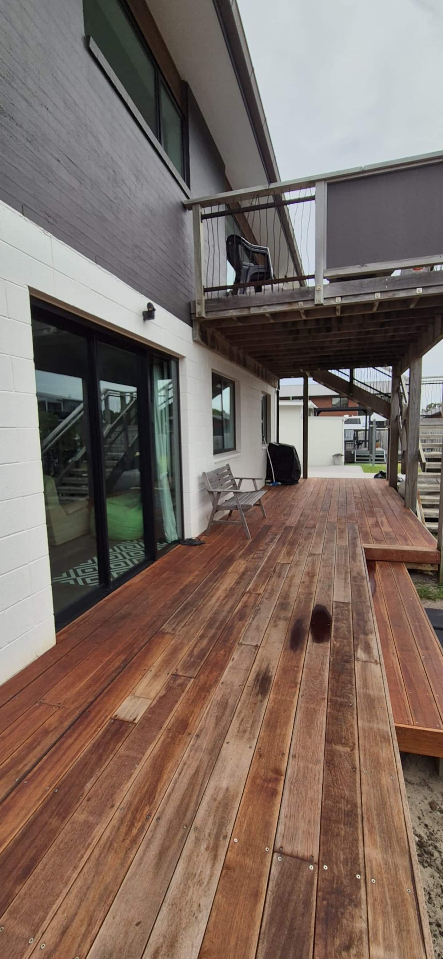 Spacious Modern Beach House – Prime Location 5
