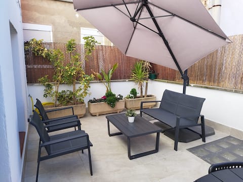 IXA-1 Apartment 3 bedrooms and parking