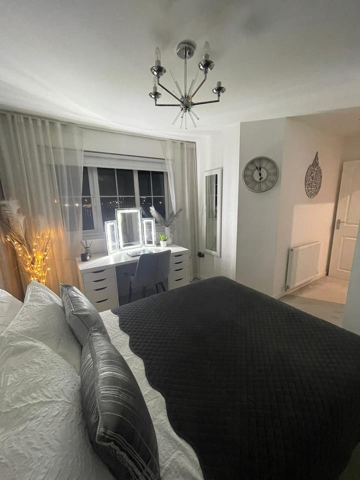 საძინებელი 4