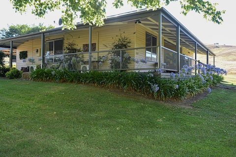 Reedy Creek Retreat- 3 Bedroom house