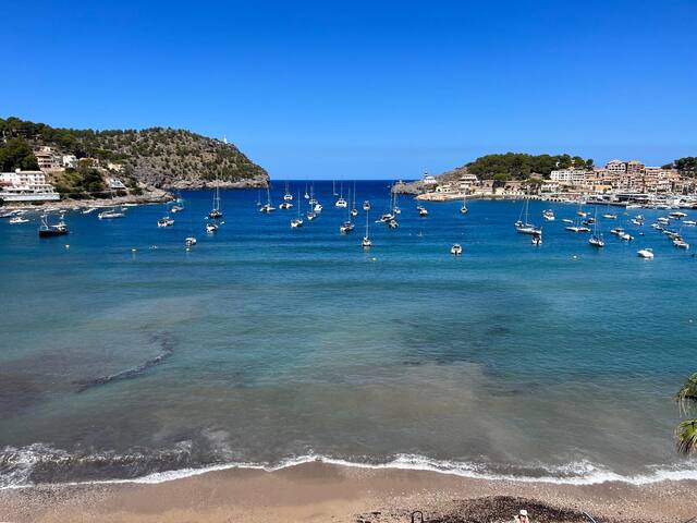 Spectacular Property Next To The Sea gallery image 4