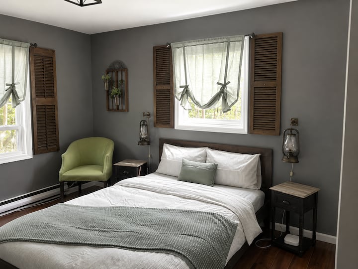 Bedroom 2 - upper level, queen size bed, smart TV, blackout curtains