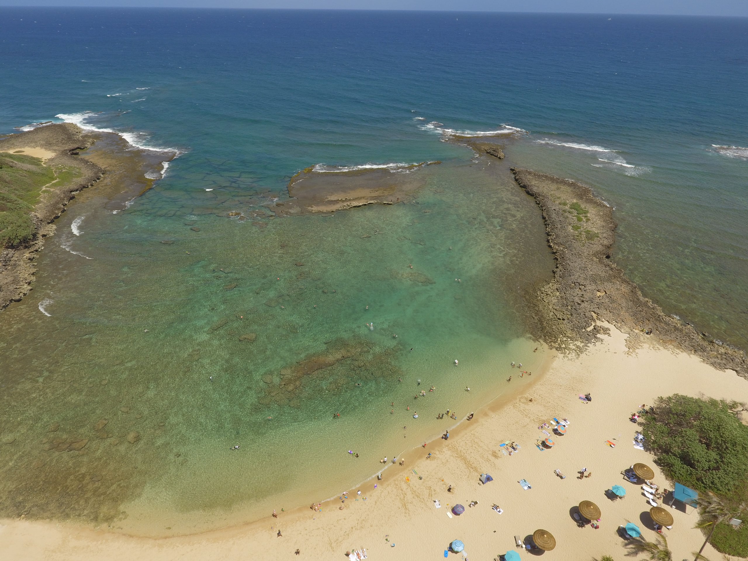 Condo in Kahuku · ★4.9 · 2 bedrooms · 4 beds · 3 private baths - Image 53