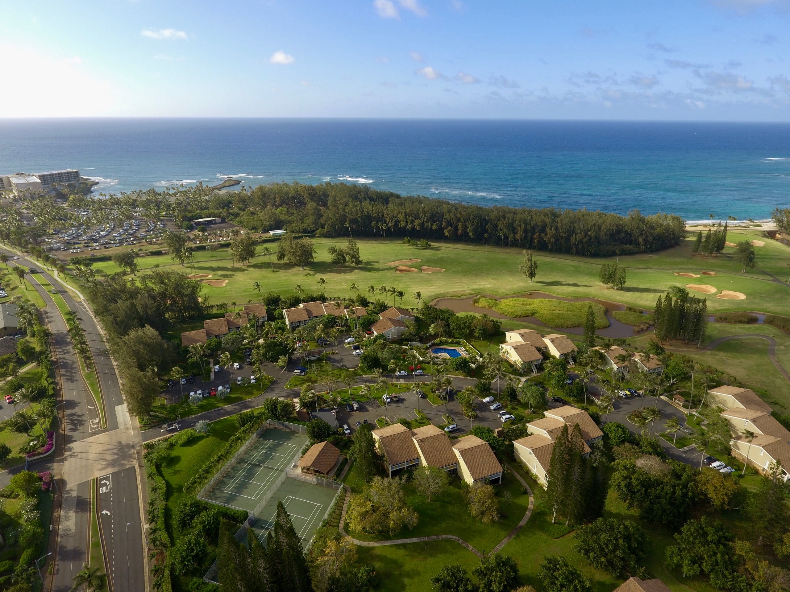 Condo in Kahuku · ★4.9 · 2 bedrooms · 4 beds · 3 private baths - Image 56