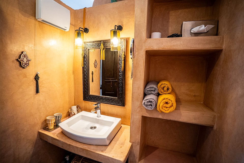 Dar FL, a riad near Bab Doukkala, Marrakesh, Marrakesh-Safi, Morocco, photo 10 of 10