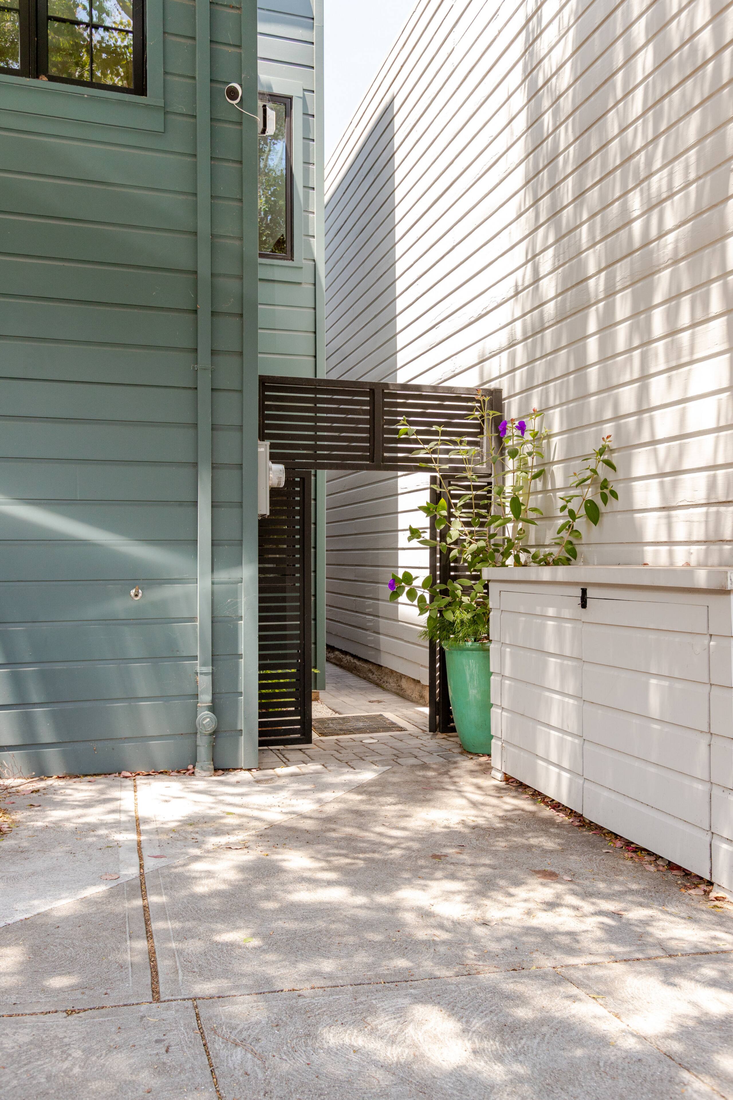 Home in San Francisco · ★4.92 · 1 bedroom · 1 bed · 1 bath - Image 4