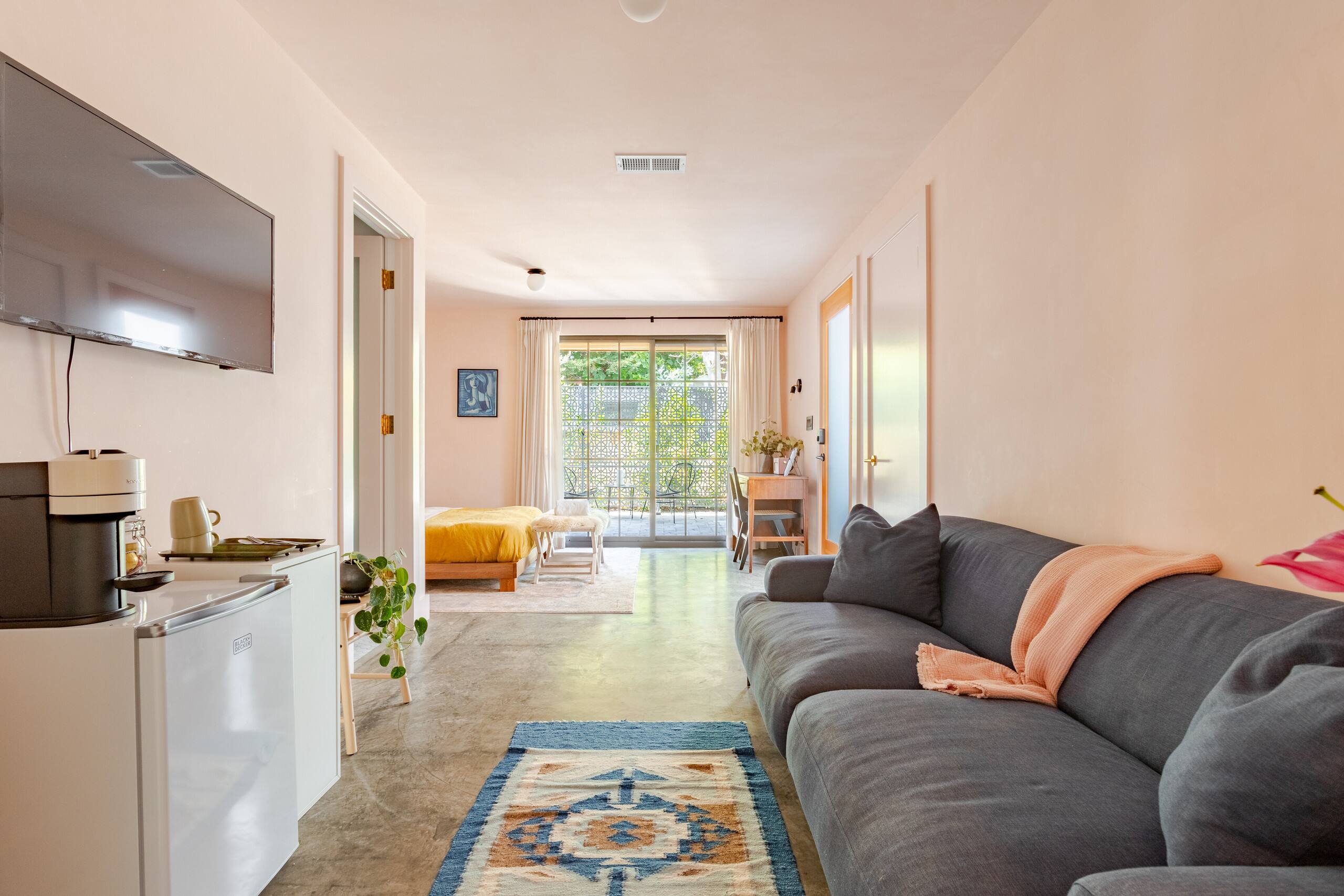 Home in San Francisco · ★4.92 · 1 bedroom · 1 bed · 1 bath - Image 7