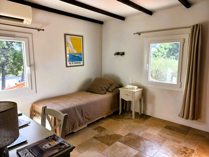 חדר שינה 3 בקומה הראשונה, מיטות נפתחות