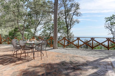 Villa Vetta Marina - Deluxe Two Bedroom House