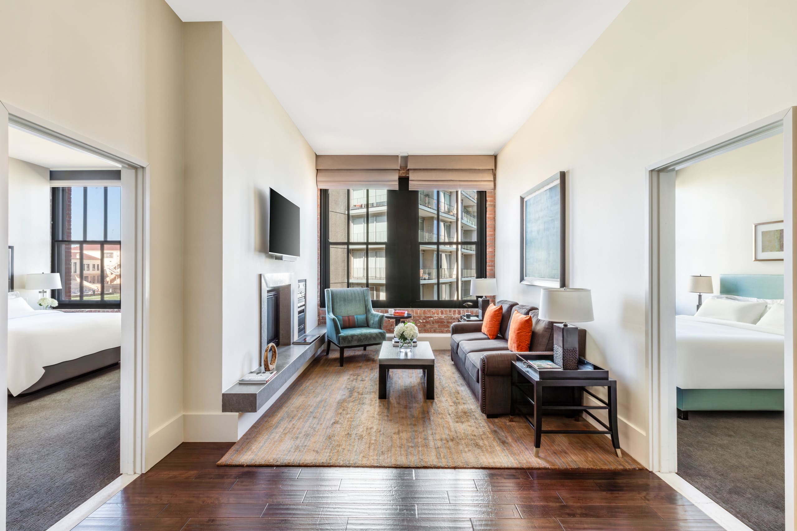 Condo in San Francisco · ★4.92 · 2 bedrooms · 3 beds · 2 baths - Image 10