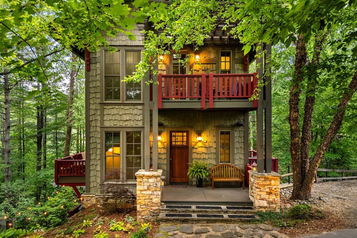 Owl's Nest - 2/2.5, Luxurious, Pet Friendly Home - Houses for Rent