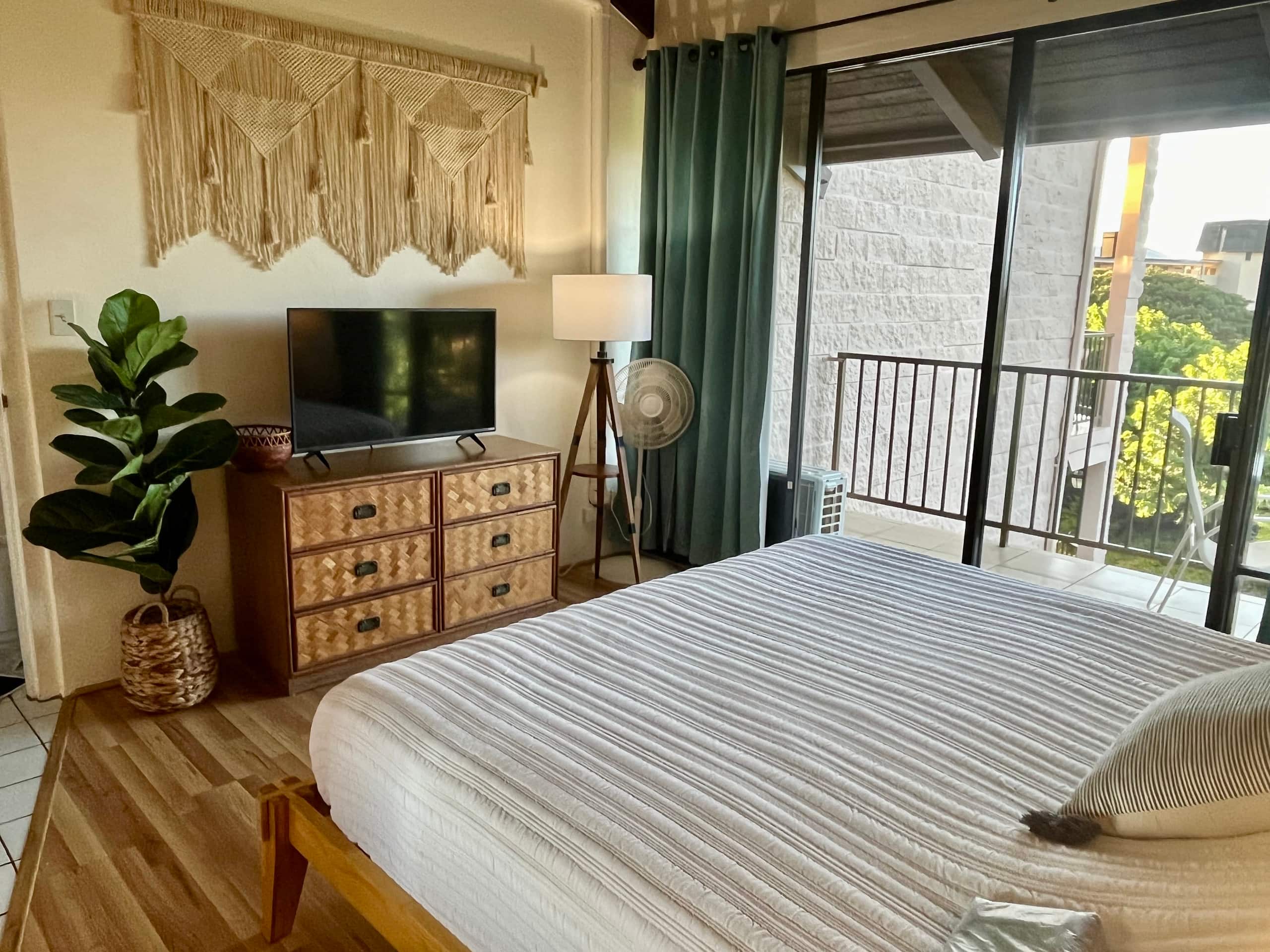 Condo in Kihei · ★4.73 · 3 bedrooms · 4 beds · 2 private baths - Image 16