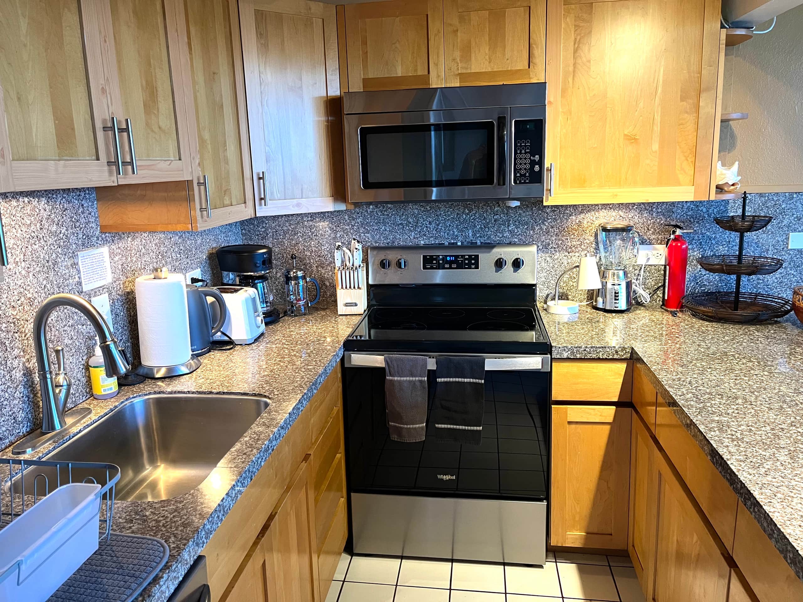 Condo in Kihei · ★4.73 · 3 bedrooms · 4 beds · 2 private baths - Image 14