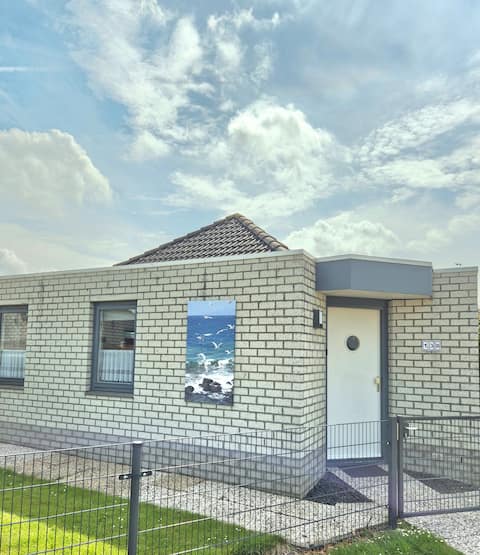 Vacation home in Dirkshorn, with air conditioning and sauna