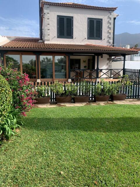Casa Jorgito Canarian Style House with Private Heated Pool
