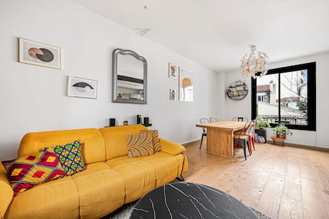 House, 4 bedrooms, 2 bathrooms, 3 toilets