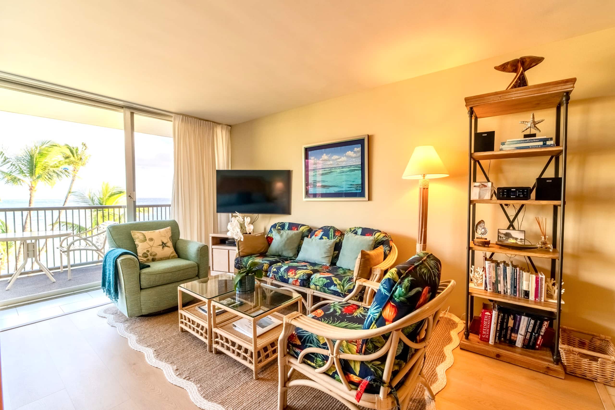 Condo in Kihei · ★4.93 · 2 bedrooms · 2 beds · 2 baths - Image 2