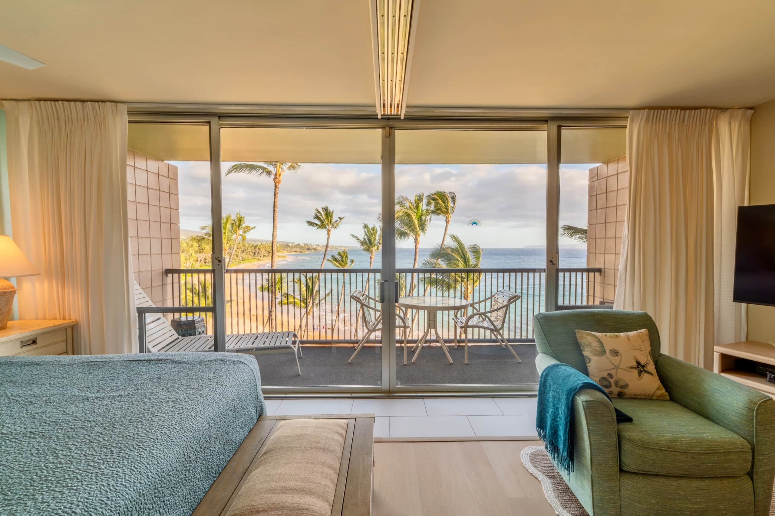 Condo in Kihei · ★4.93 · 2 bedrooms · 2 beds · 2 baths - Image 1