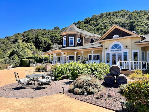 Parker’s+Cottage Ranch Estate EPIC Views & Spa
