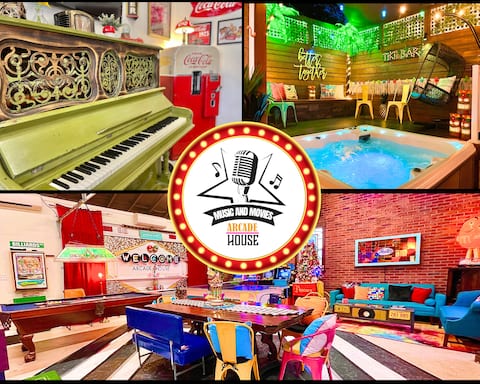 Experience - Music & Movies Arcade House, Hot Tub