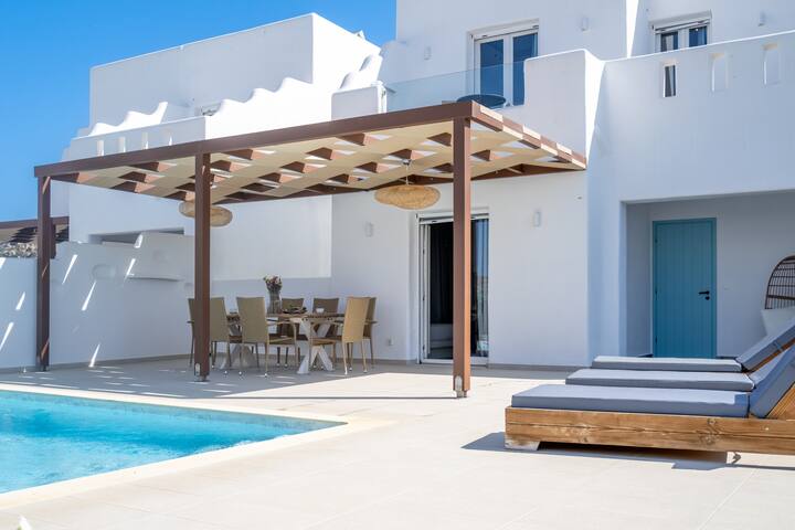 Plaka Naxos villa with private pool & breakfast gallery image 2