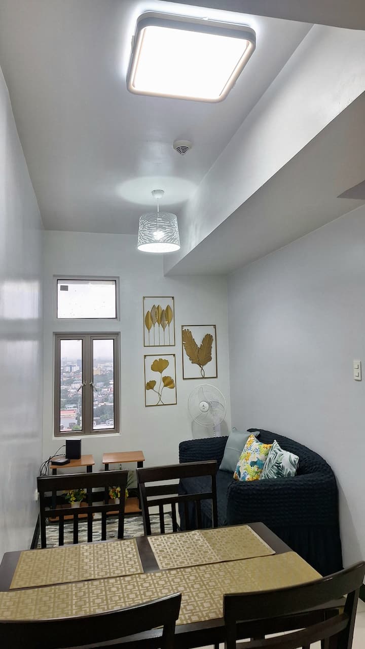 Angela's Place 1 Br Araneta  City Cubao W/ Netflix - Quezon City