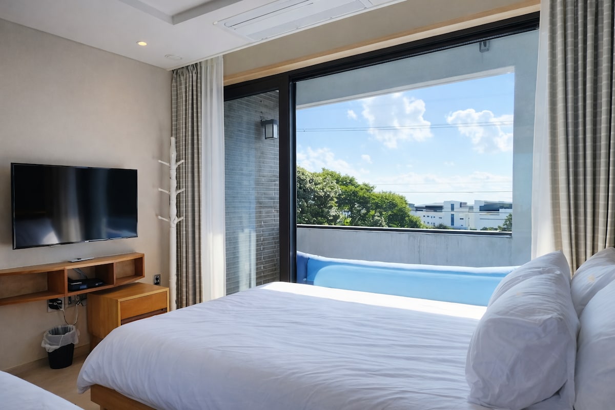 거실 또는 공용공간 이미지