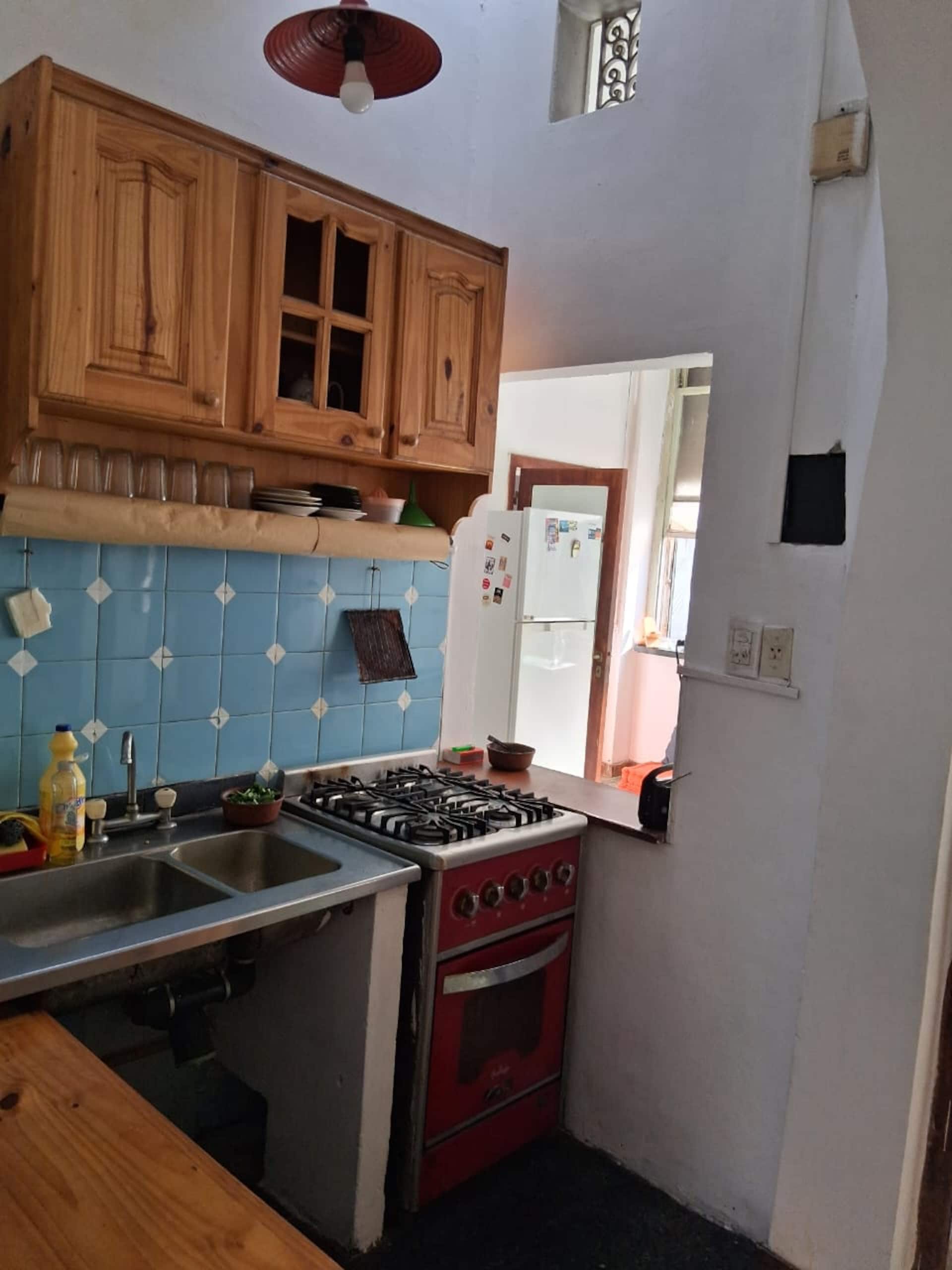 Quarto mobiliado em Barracas