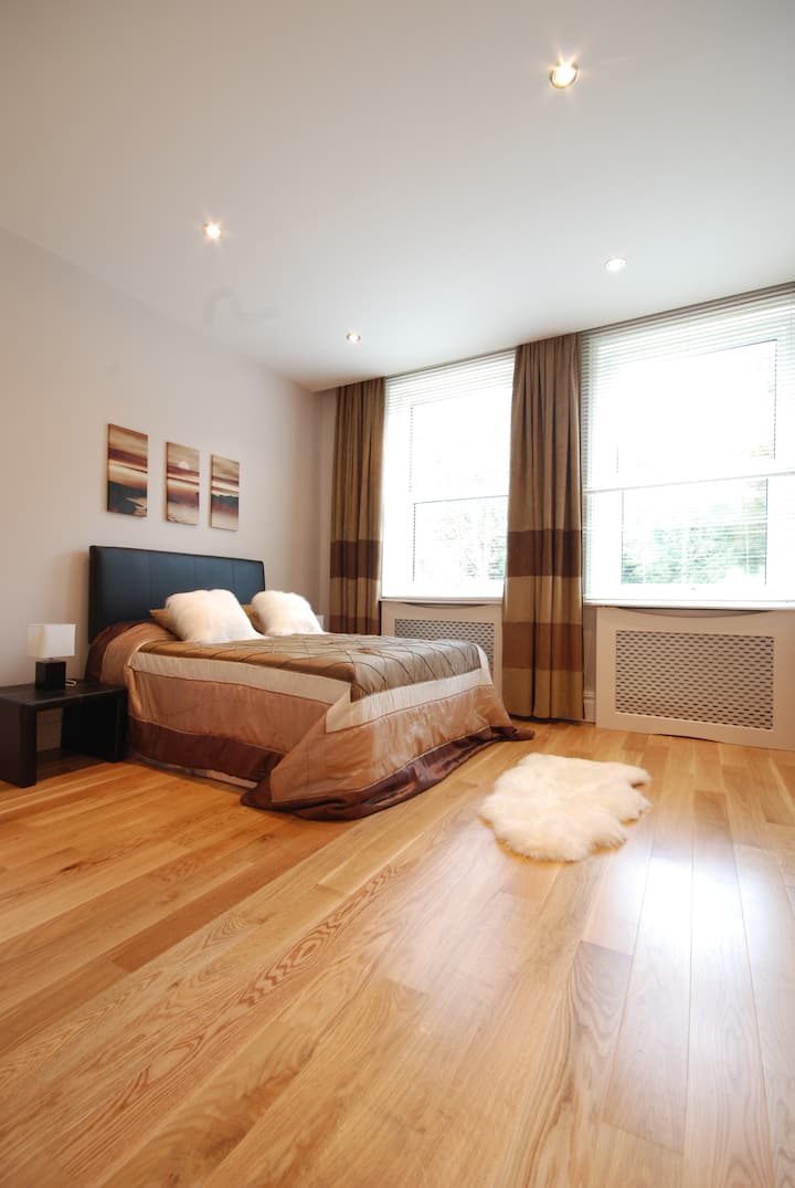 3 Bed 3 Bath Apartment In Hampstead - Londra